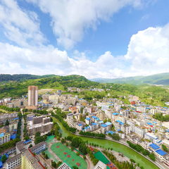 中国的道真，世界的仡佬（道真县城VR航拍全景）